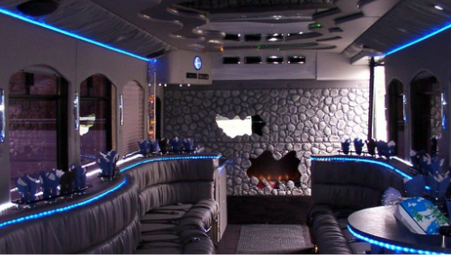Contact Bozzo's Limousine Service (734) 753-5520 - contact-content-2